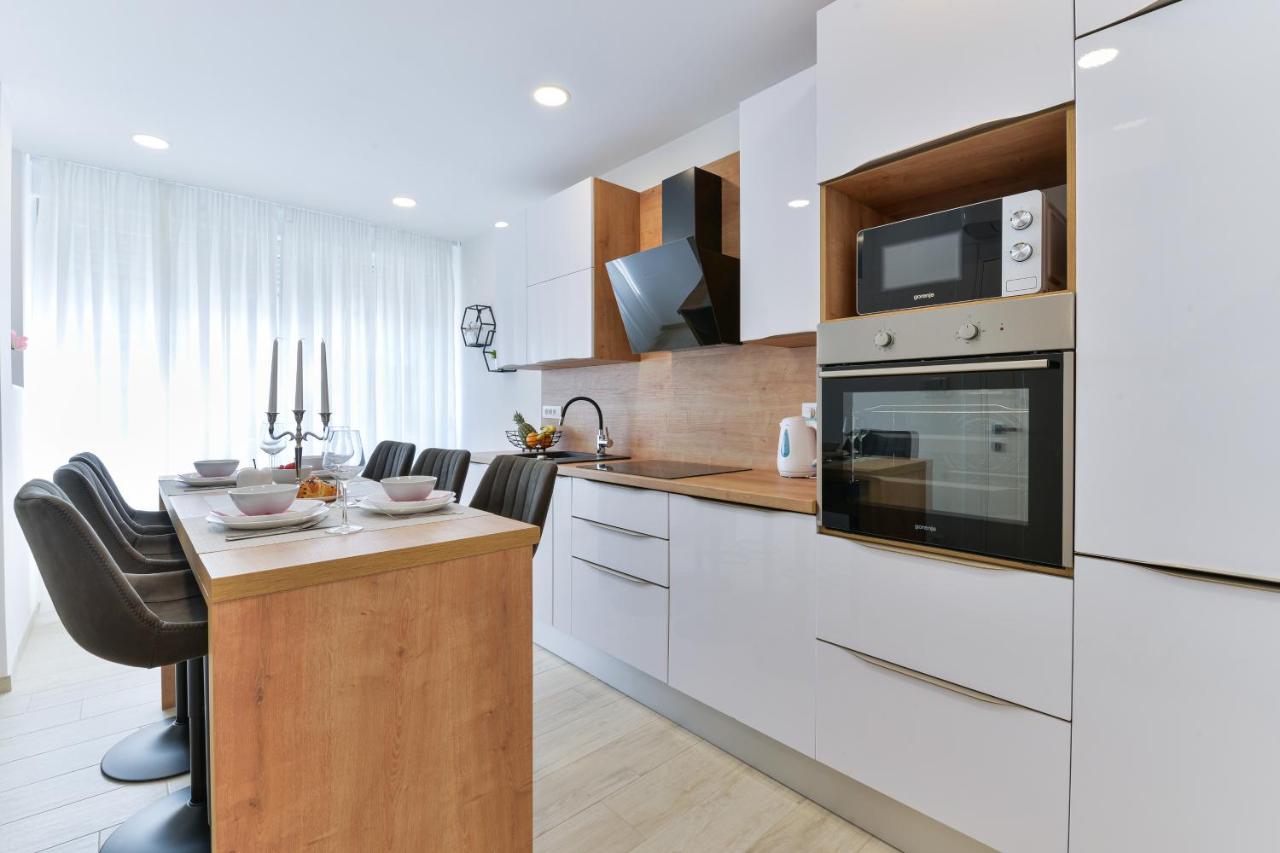 Zara Lumina Apartment מראה חיצוני תמונה