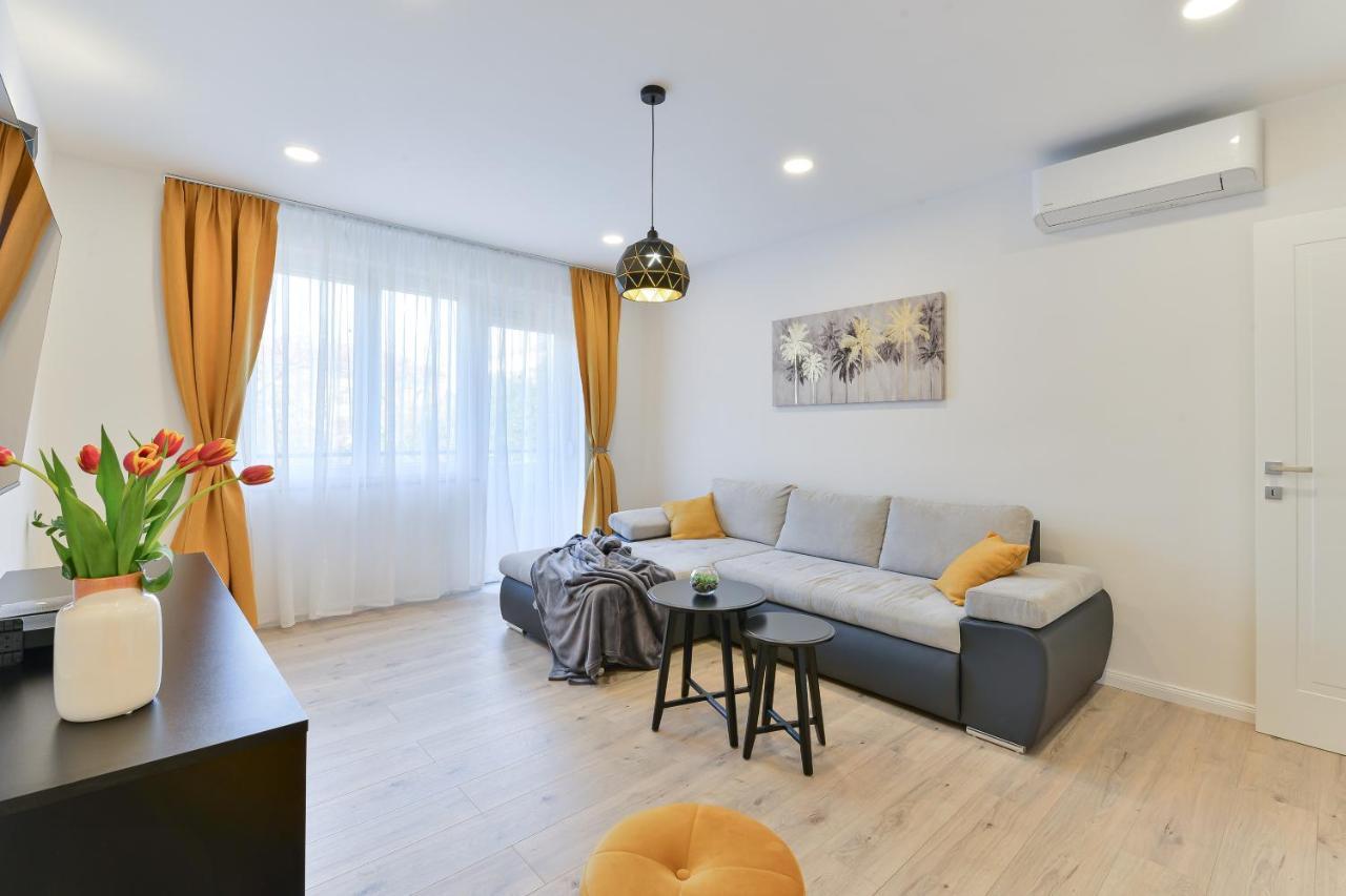 Zara Lumina Apartment מראה חיצוני תמונה