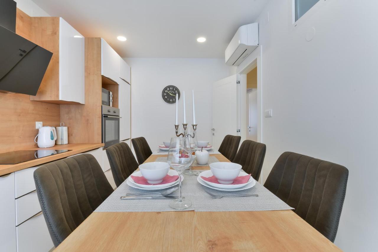 Zara Lumina Apartment מראה חיצוני תמונה